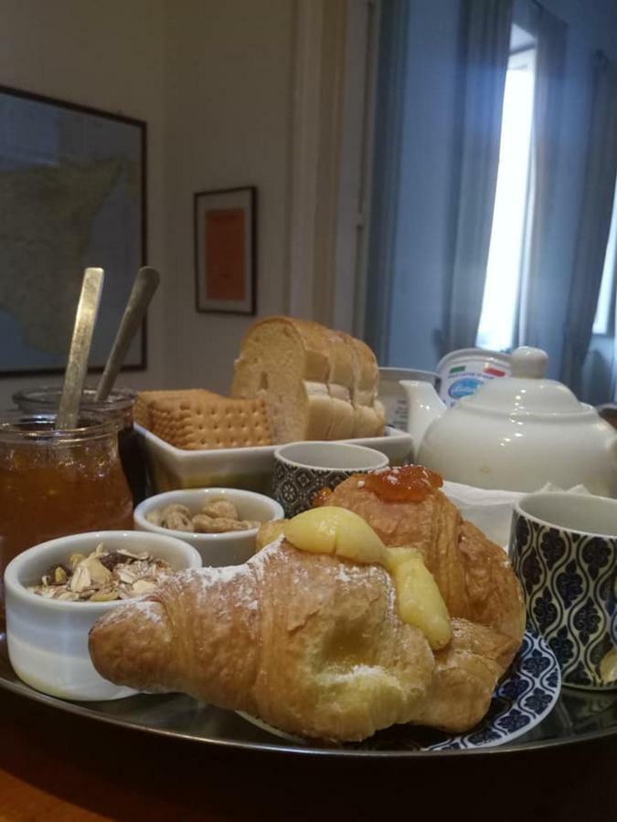 Palazzo Savona Hotel Palermo Luaran gambar